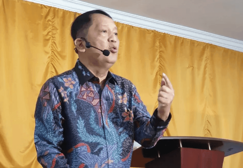 Pastor rajamin khotbah